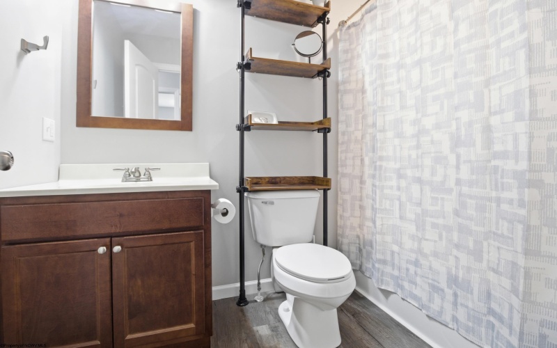 6 Misty Lane, Fairmont, West Virginia 26554, 3 Bedrooms Bedrooms, 9 Rooms Rooms,2 BathroomsBathrooms,Single Family Attached,For Sale,Misty,10164337