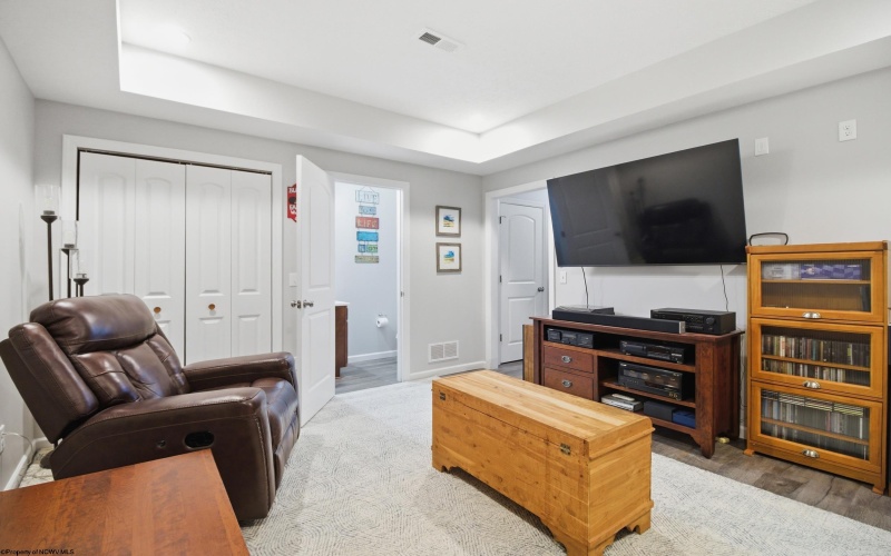 6 Misty Lane, Fairmont, West Virginia 26554, 3 Bedrooms Bedrooms, 9 Rooms Rooms,2 BathroomsBathrooms,Single Family Attached,For Sale,Misty,10164337