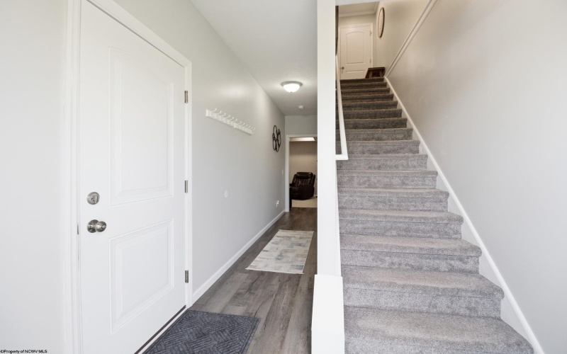 6 Misty Lane, Fairmont, West Virginia 26554, 3 Bedrooms Bedrooms, 9 Rooms Rooms,2 BathroomsBathrooms,Single Family Attached,For Sale,Misty,10164337