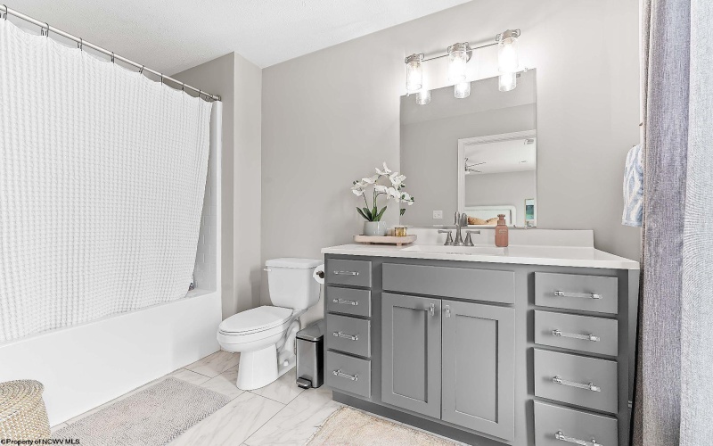 2060 Mountain Ash Lane, Morgantown, West Virginia 26501, 3 Bedrooms Bedrooms, 7 Rooms Rooms,2 BathroomsBathrooms,Single Family Attached,For Sale,Mountain Ash,10164309