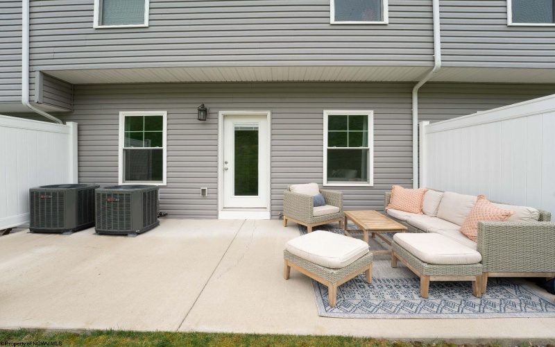 2060 Mountain Ash Lane, Morgantown, West Virginia 26501, 3 Bedrooms Bedrooms, 7 Rooms Rooms,2 BathroomsBathrooms,Single Family Attached,For Sale,Mountain Ash,10164309