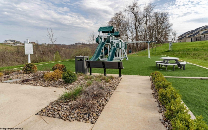 2060 Mountain Ash Lane, Morgantown, West Virginia 26501, 3 Bedrooms Bedrooms, 7 Rooms Rooms,2 BathroomsBathrooms,Single Family Attached,For Sale,Mountain Ash,10164309