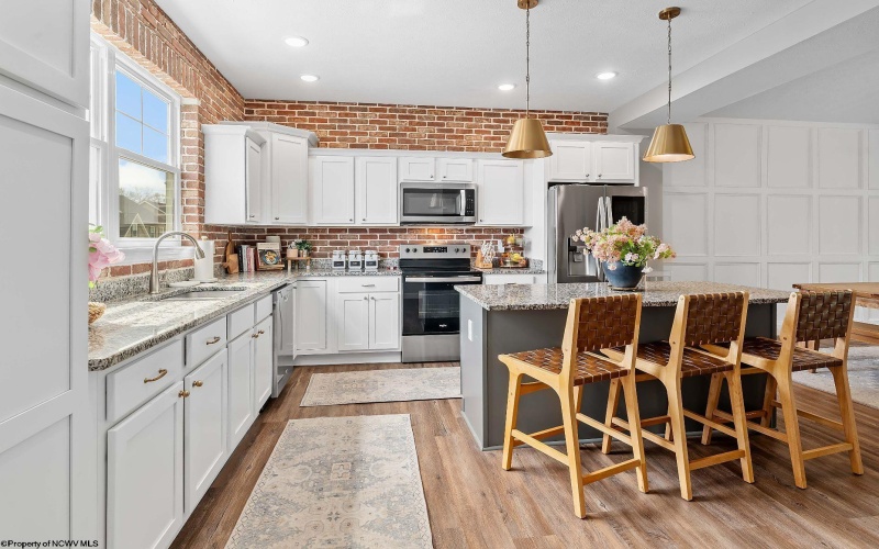 2060 Mountain Ash Lane, Morgantown, West Virginia 26501, 3 Bedrooms Bedrooms, 7 Rooms Rooms,2 BathroomsBathrooms,Single Family Attached,For Sale,Mountain Ash,10164309