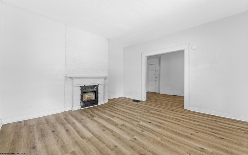 595 Brockway Avenue, Morgantown, West Virginia 26501, ,Multi-unit/income,For Sale,Brockway,10164307