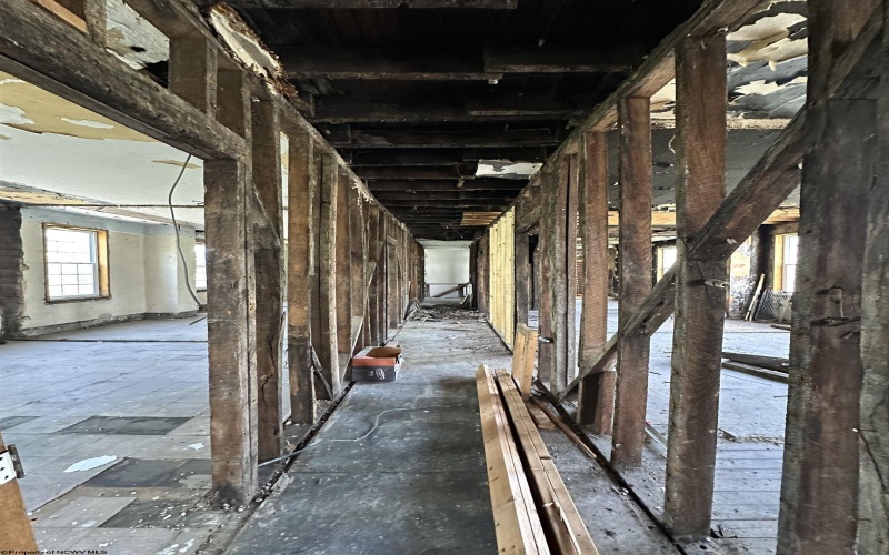 409 Diamond Street, Fairmont, West Virginia 26554, ,Multi-unit/income,For Sale,Diamond,10164314