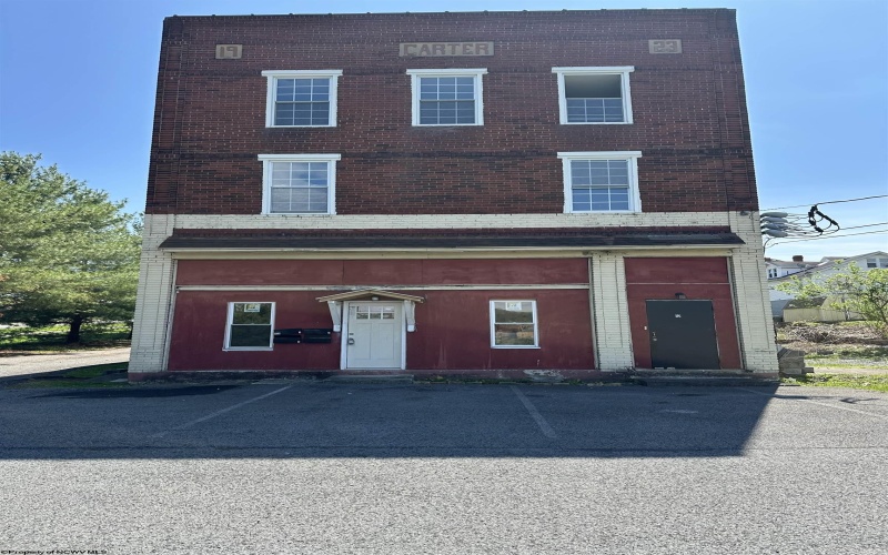 409 Diamond Street, Fairmont, West Virginia 26554, ,Multi-unit/income,For Sale,Diamond,10164314
