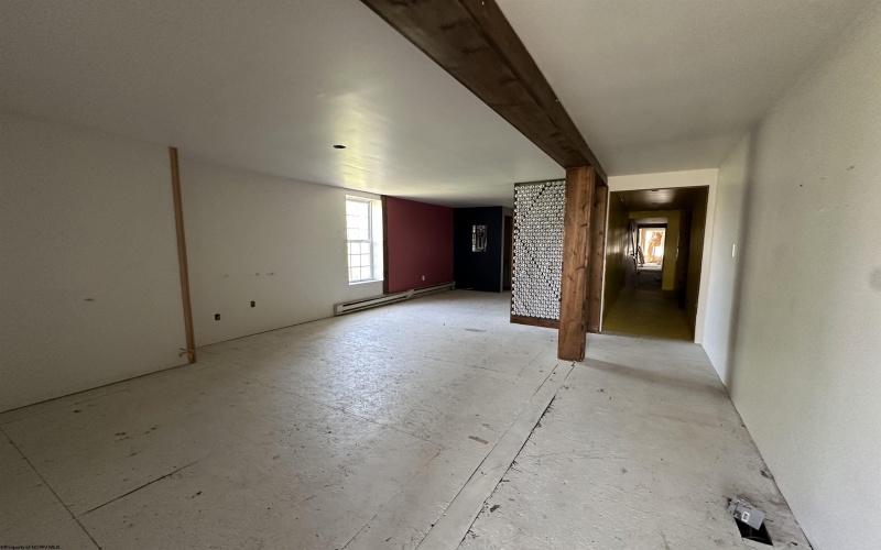 409 Diamond Street, Fairmont, West Virginia 26554, ,Multi-unit/income,For Sale,Diamond,10164314