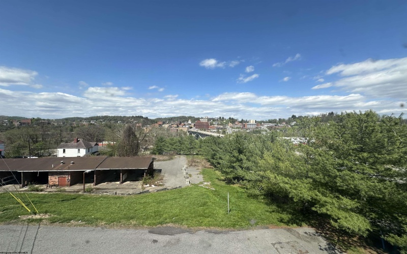 409 Diamond Street, Fairmont, West Virginia 26554, ,Multi-unit/income,For Sale,Diamond,10164314