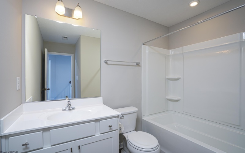 37 Dover Court, Bridgeport, West Virginia 26330, 4 Bedrooms Bedrooms, 7 Rooms Rooms,4 BathroomsBathrooms,Residential Rentals,For Rent,Dover,10164330