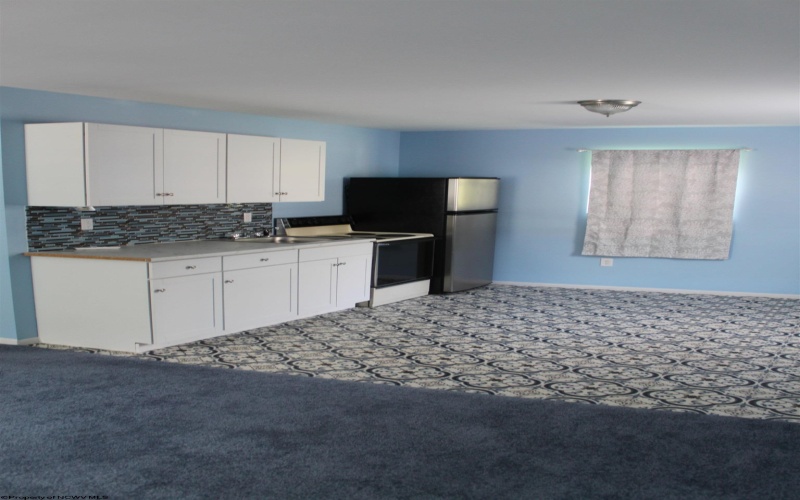 403 Parcoal Road, Webster Springs, West Virginia 26288, 1 Bedroom Bedrooms, 4 Rooms Rooms,1 BathroomBathrooms,Single Family Detached,For Sale,Parcoal,10164340