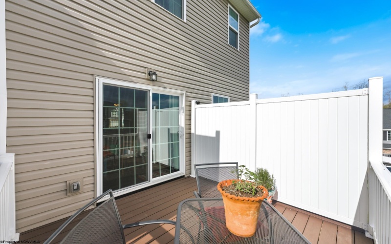 51 Hewstone Court, Morgantown, West Virginia 26505, 3 Bedrooms Bedrooms, 7 Rooms Rooms,2 BathroomsBathrooms,Single Family Attached,For Sale,Hewstone,10164331