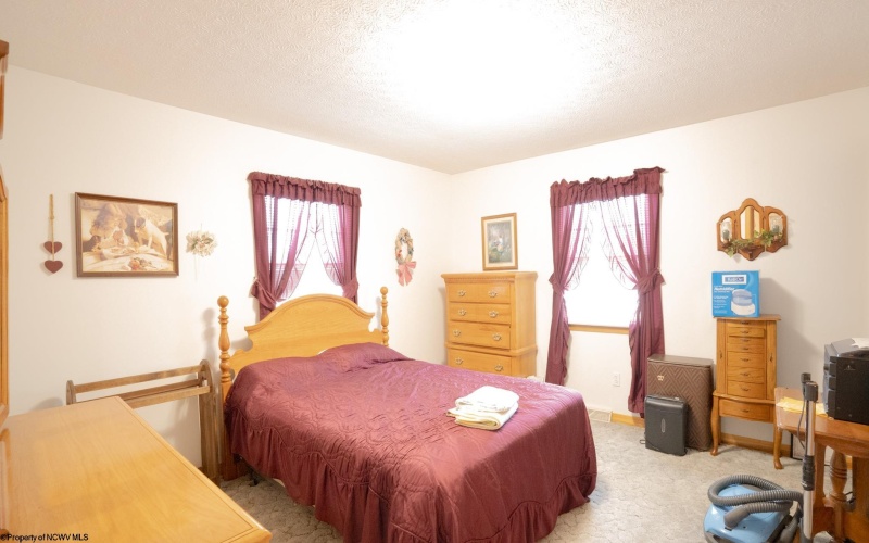 29 Long Run Road, Fairmont, West Virginia 26554, 3 Bedrooms Bedrooms, 8 Rooms Rooms,2 BathroomsBathrooms,Single Family Detached,For Sale,Long Run,10164339