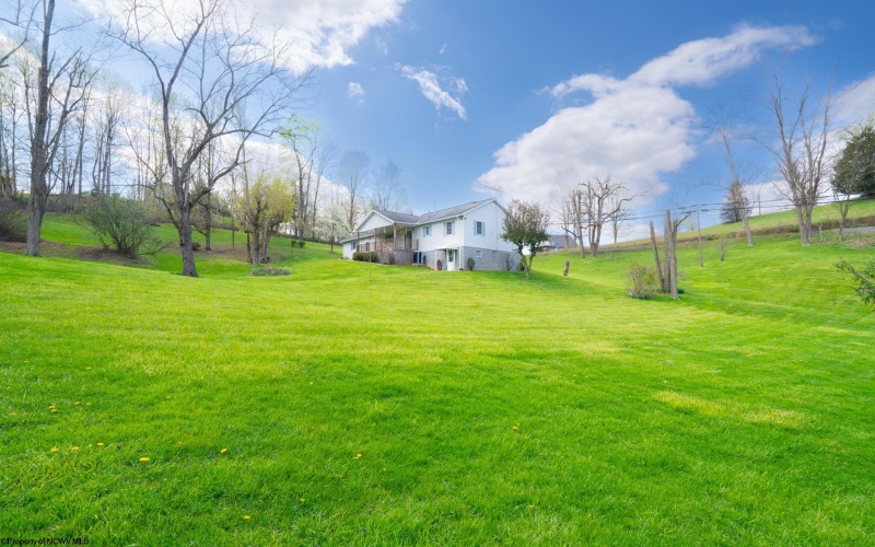 29 Long Run Road, Fairmont, West Virginia 26554, 3 Bedrooms Bedrooms, 8 Rooms Rooms,2 BathroomsBathrooms,Single Family Detached,For Sale,Long Run,10164339