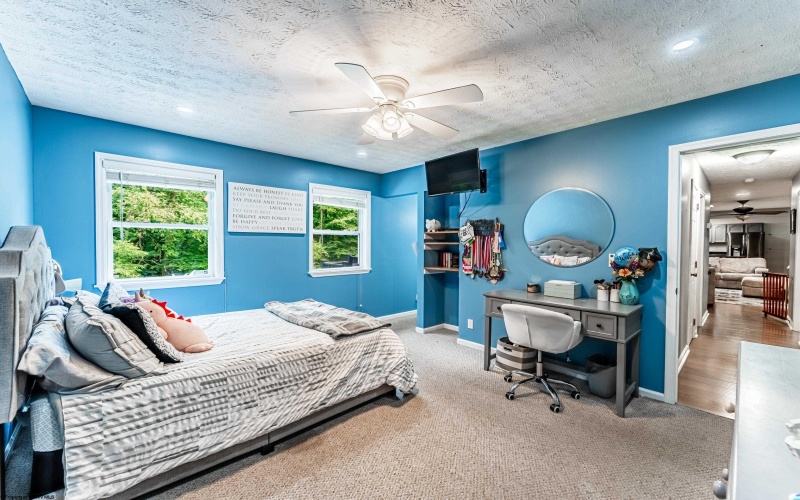 341 Arbogast Lane, Morgantown, West Virginia 26508, 4 Bedrooms Bedrooms, 7 Rooms Rooms,3 BathroomsBathrooms,Single Family Detached,For Sale,Arbogast,10164318