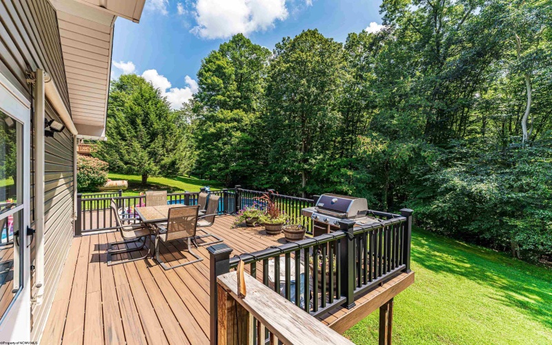 341 Arbogast Lane, Morgantown, West Virginia 26508, 4 Bedrooms Bedrooms, 7 Rooms Rooms,3 BathroomsBathrooms,Single Family Detached,For Sale,Arbogast,10164318