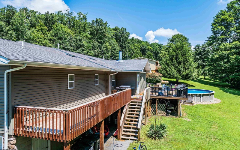 341 Arbogast Lane, Morgantown, West Virginia 26508, 4 Bedrooms Bedrooms, 7 Rooms Rooms,3 BathroomsBathrooms,Single Family Detached,For Sale,Arbogast,10164318