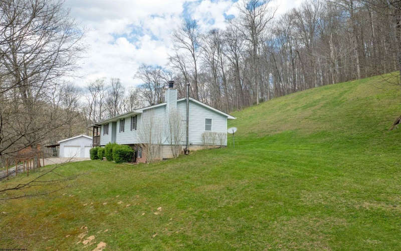 761 Zeb Haught Road, Wadestown, West Virginia 26590, 3 Bedrooms Bedrooms, 8 Rooms Rooms,1 BathroomBathrooms,Single Family Detached,For Sale,Zeb Haught,10164317