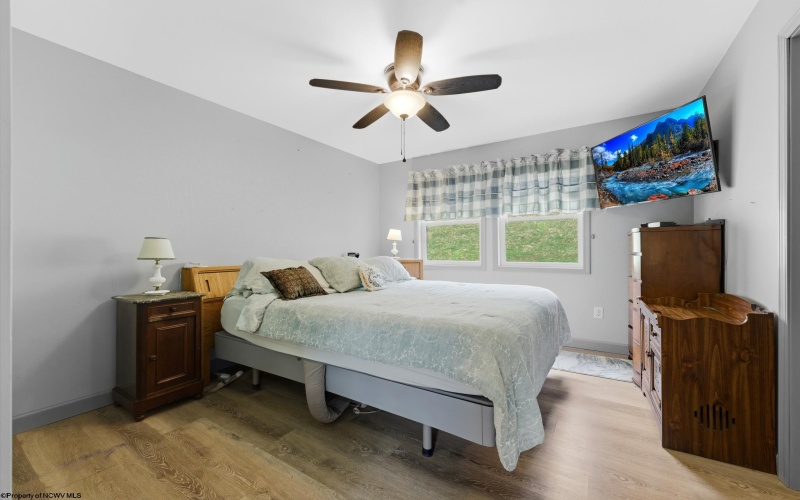 1384 Clifton Mills Road, Bruceton Mills, West Virginia 26525, 2 Bedrooms Bedrooms, 10 Rooms Rooms,2 BathroomsBathrooms,Single Family Detached,For Sale,Clifton Mills,10164315