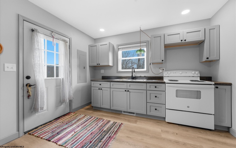 1384 Clifton Mills Road, Bruceton Mills, West Virginia 26525, 2 Bedrooms Bedrooms, 10 Rooms Rooms,2 BathroomsBathrooms,Single Family Detached,For Sale,Clifton Mills,10164315