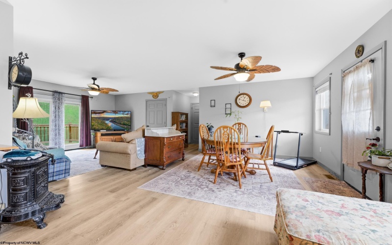 1384 Clifton Mills Road, Bruceton Mills, West Virginia 26525, 2 Bedrooms Bedrooms, 10 Rooms Rooms,2 BathroomsBathrooms,Single Family Detached,For Sale,Clifton Mills,10164315