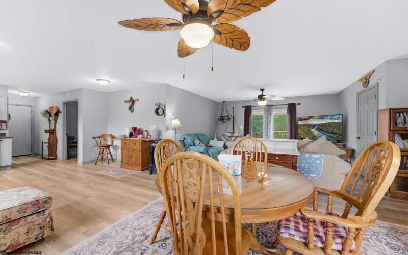 1384 Clifton Mills Road, Bruceton Mills, West Virginia 26525, 2 Bedrooms Bedrooms, 10 Rooms Rooms,2 BathroomsBathrooms,Single Family Detached,For Sale,Clifton Mills,10164315