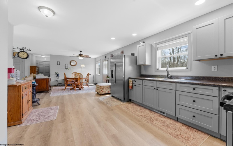 1384 Clifton Mills Road, Bruceton Mills, West Virginia 26525, 2 Bedrooms Bedrooms, 10 Rooms Rooms,2 BathroomsBathrooms,Single Family Detached,For Sale,Clifton Mills,10164315