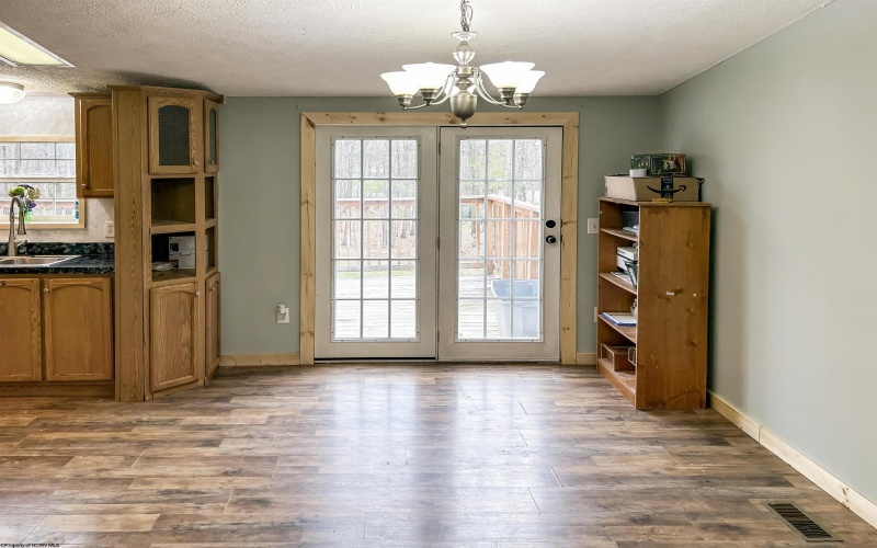 673 Pond Road, Morgantown, West Virginia 26508, 4 Bedrooms Bedrooms, 9 Rooms Rooms,2 BathroomsBathrooms,Single Family Detached,For Sale,Pond,10164310