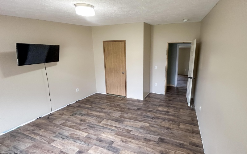 673 Pond Road, Morgantown, West Virginia 26508, 4 Bedrooms Bedrooms, 9 Rooms Rooms,2 BathroomsBathrooms,Single Family Detached,For Sale,Pond,10164310