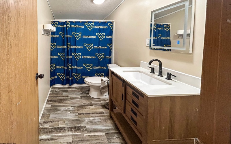 673 Pond Road, Morgantown, West Virginia 26508, 4 Bedrooms Bedrooms, 9 Rooms Rooms,2 BathroomsBathrooms,Single Family Detached,For Sale,Pond,10164310