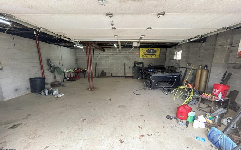 673 Pond Road, Morgantown, West Virginia 26508, 4 Bedrooms Bedrooms, 9 Rooms Rooms,2 BathroomsBathrooms,Single Family Detached,For Sale,Pond,10164310