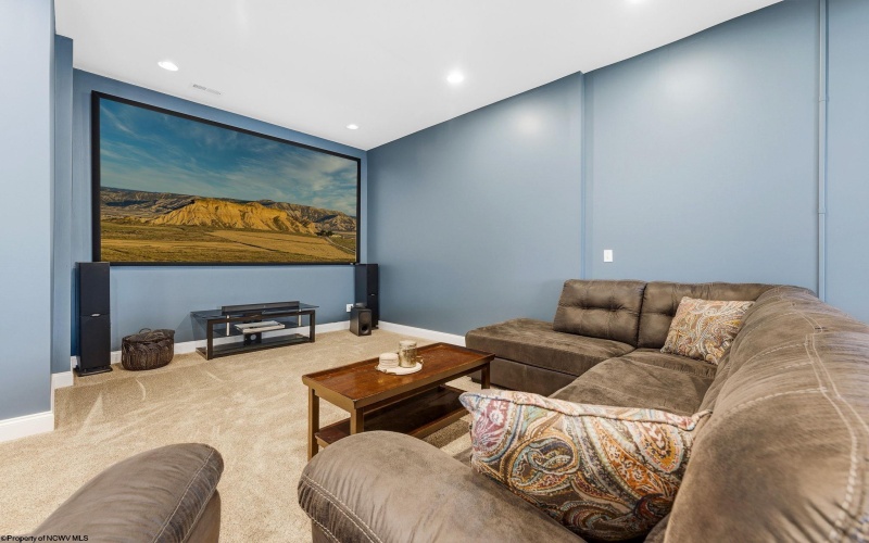 191 Eastgate Drive, Morgantown, West Virginia 26508, 4 Bedrooms Bedrooms, 8 Rooms Rooms,3 BathroomsBathrooms,Single Family Detached,For Sale,Eastgate,10164311