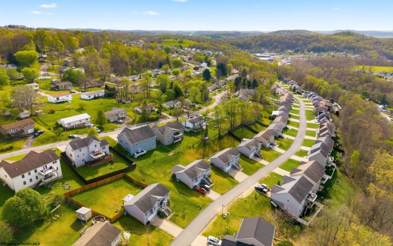 191 Eastgate Drive, Morgantown, West Virginia 26508, 4 Bedrooms Bedrooms, 8 Rooms Rooms,3 BathroomsBathrooms,Single Family Detached,For Sale,Eastgate,10164311