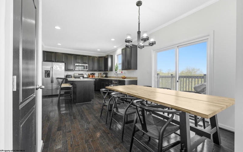 10 Summers Ridge Road, Morgantown, West Virginia 26508, 4 Bedrooms Bedrooms, 7 Rooms Rooms,2 BathroomsBathrooms,Single Family Detached,For Sale,Summers Ridge,10164319