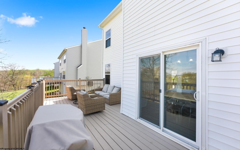 10 Summers Ridge Road, Morgantown, West Virginia 26508, 4 Bedrooms Bedrooms, 7 Rooms Rooms,2 BathroomsBathrooms,Single Family Detached,For Sale,Summers Ridge,10164319