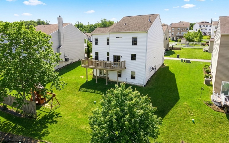 10 Summers Ridge Road, Morgantown, West Virginia 26508, 4 Bedrooms Bedrooms, 7 Rooms Rooms,2 BathroomsBathrooms,Single Family Detached,For Sale,Summers Ridge,10164319