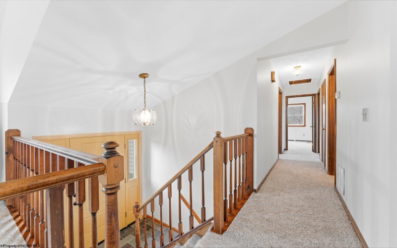 97 Bowlby Hill Road, Morgantown, West Virginia 26501, 3 Bedrooms Bedrooms, 6 Rooms Rooms,2 BathroomsBathrooms,Single Family Detached,For Sale,Bowlby Hill,10164327