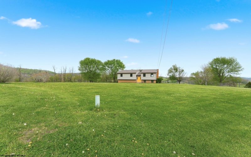 97 Bowlby Hill Road, Morgantown, West Virginia 26501, 3 Bedrooms Bedrooms, 6 Rooms Rooms,2 BathroomsBathrooms,Single Family Detached,For Sale,Bowlby Hill,10164327