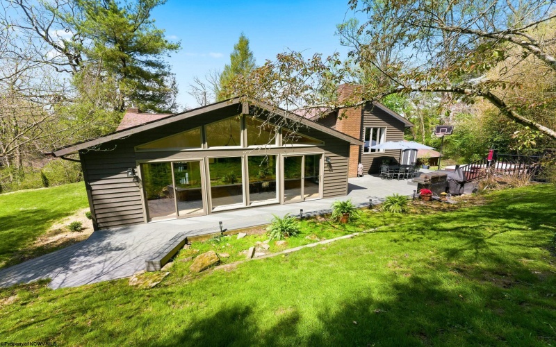 606 Poplar Woods Drive, Morgantown, West Virginia 26505, 6 Bedrooms Bedrooms, 13 Rooms Rooms,4 BathroomsBathrooms,Single Family Detached,For Sale,Poplar Woods,10164321