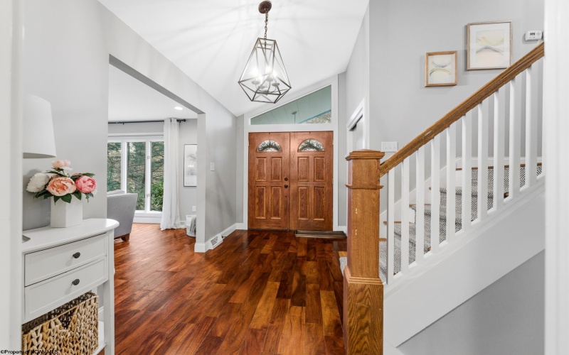 606 Poplar Woods Drive, Morgantown, West Virginia 26505, 6 Bedrooms Bedrooms, 13 Rooms Rooms,4 BathroomsBathrooms,Single Family Detached,For Sale,Poplar Woods,10164321