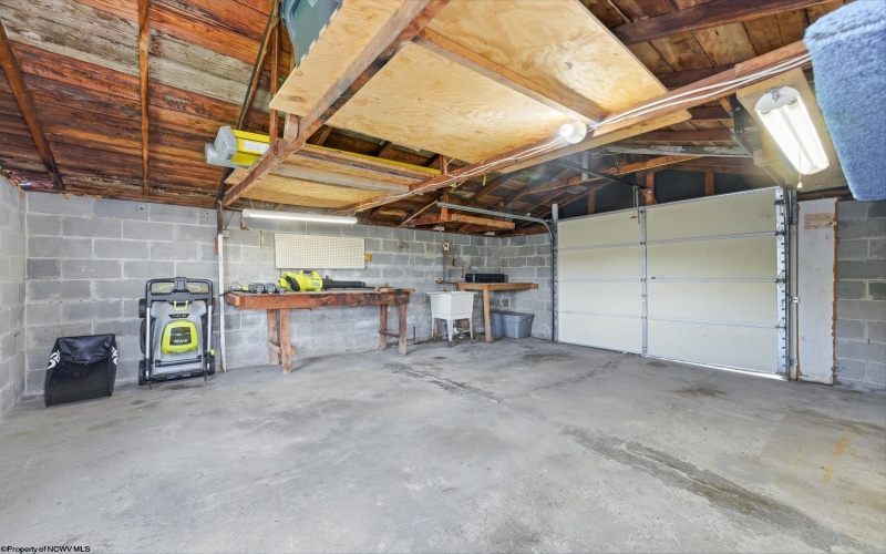 304 Thomas Avenue, Nutter Fort, West Virginia 26301, 2 Bedrooms Bedrooms, 5 Rooms Rooms,1 BathroomBathrooms,Single Family Detached,For Sale,Thomas,10164316