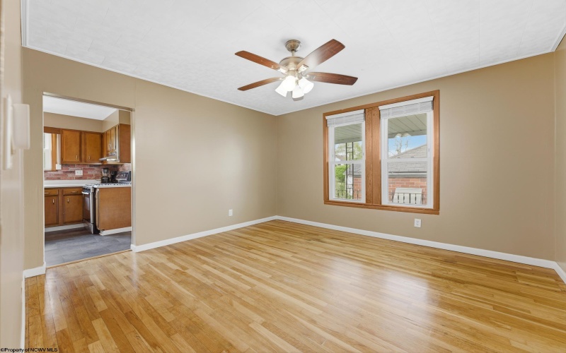 304 Thomas Avenue, Nutter Fort, West Virginia 26301, 2 Bedrooms Bedrooms, 5 Rooms Rooms,1 BathroomBathrooms,Single Family Detached,For Sale,Thomas,10164316