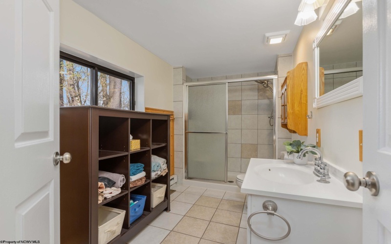 576 Hemlock Circle, Terra Alta, West Virginia 26764, 3 Bedrooms Bedrooms, 9 Rooms Rooms,2 BathroomsBathrooms,Single Family Detached,For Sale,Hemlock,10164325