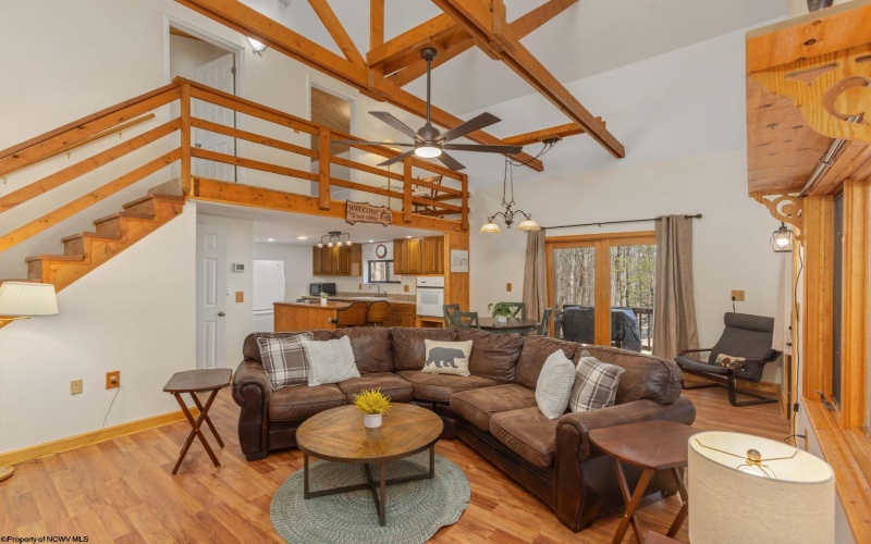 576 Hemlock Circle, Terra Alta, West Virginia 26764, 3 Bedrooms Bedrooms, 9 Rooms Rooms,2 BathroomsBathrooms,Single Family Detached,For Sale,Hemlock,10164325