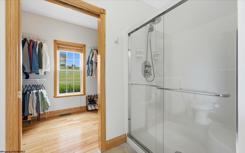 408 Platinum Point Drive, Morgantown, West Virginia 26508, 5 Bedrooms Bedrooms, 16 Rooms Rooms,4 BathroomsBathrooms,Single Family Detached,For Sale,Platinum Point,10164333