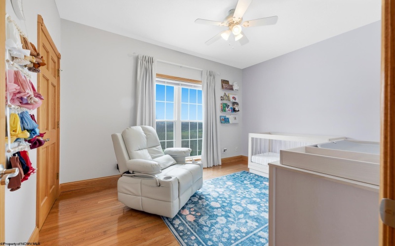 408 Platinum Point Drive, Morgantown, West Virginia 26508, 5 Bedrooms Bedrooms, 16 Rooms Rooms,4 BathroomsBathrooms,Single Family Detached,For Sale,Platinum Point,10164333