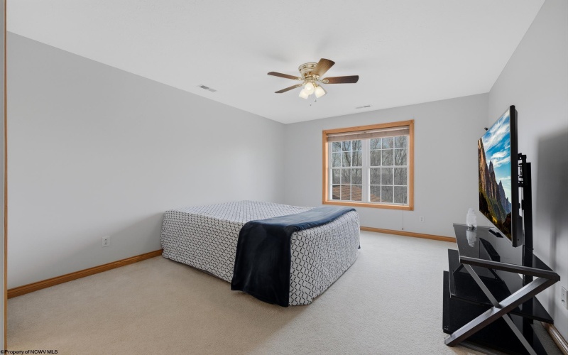 408 Platinum Point Drive, Morgantown, West Virginia 26508, 5 Bedrooms Bedrooms, 16 Rooms Rooms,4 BathroomsBathrooms,Single Family Detached,For Sale,Platinum Point,10164333