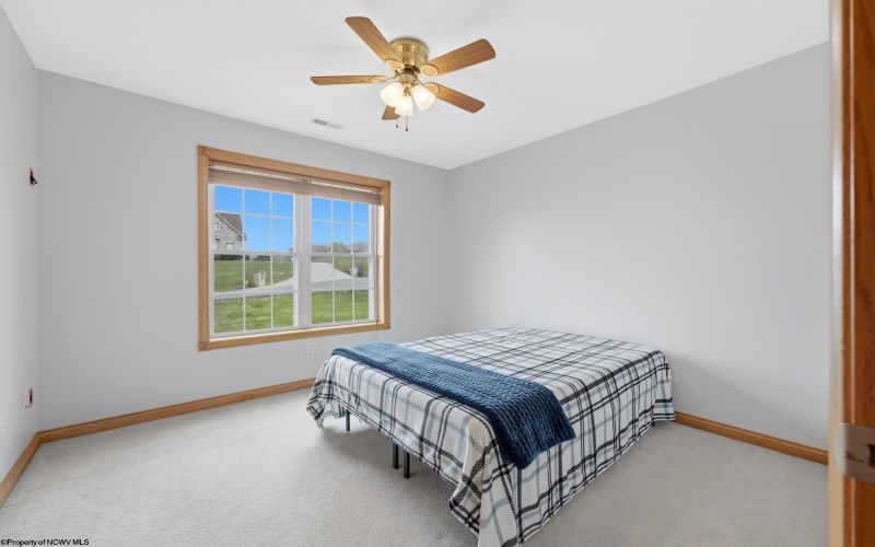 408 Platinum Point Drive, Morgantown, West Virginia 26508, 5 Bedrooms Bedrooms, 16 Rooms Rooms,4 BathroomsBathrooms,Single Family Detached,For Sale,Platinum Point,10164333