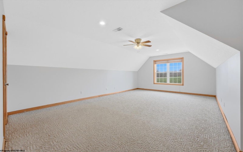 408 Platinum Point Drive, Morgantown, West Virginia 26508, 5 Bedrooms Bedrooms, 16 Rooms Rooms,4 BathroomsBathrooms,Single Family Detached,For Sale,Platinum Point,10164333