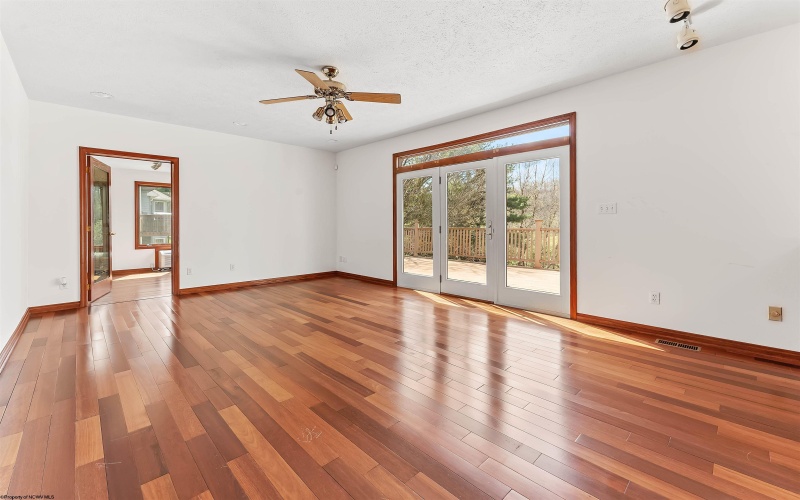 1405 Far Meadows, Morgantown, West Virginia 26508, 4 Bedrooms Bedrooms, 13 Rooms Rooms,3 BathroomsBathrooms,Single Family Detached,For Sale,Far,10164332