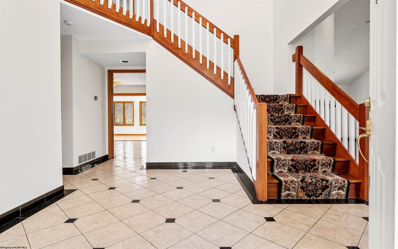 1405 Far Meadows, Morgantown, West Virginia 26508, 4 Bedrooms Bedrooms, 13 Rooms Rooms,3 BathroomsBathrooms,Single Family Detached,For Sale,Far,10164332